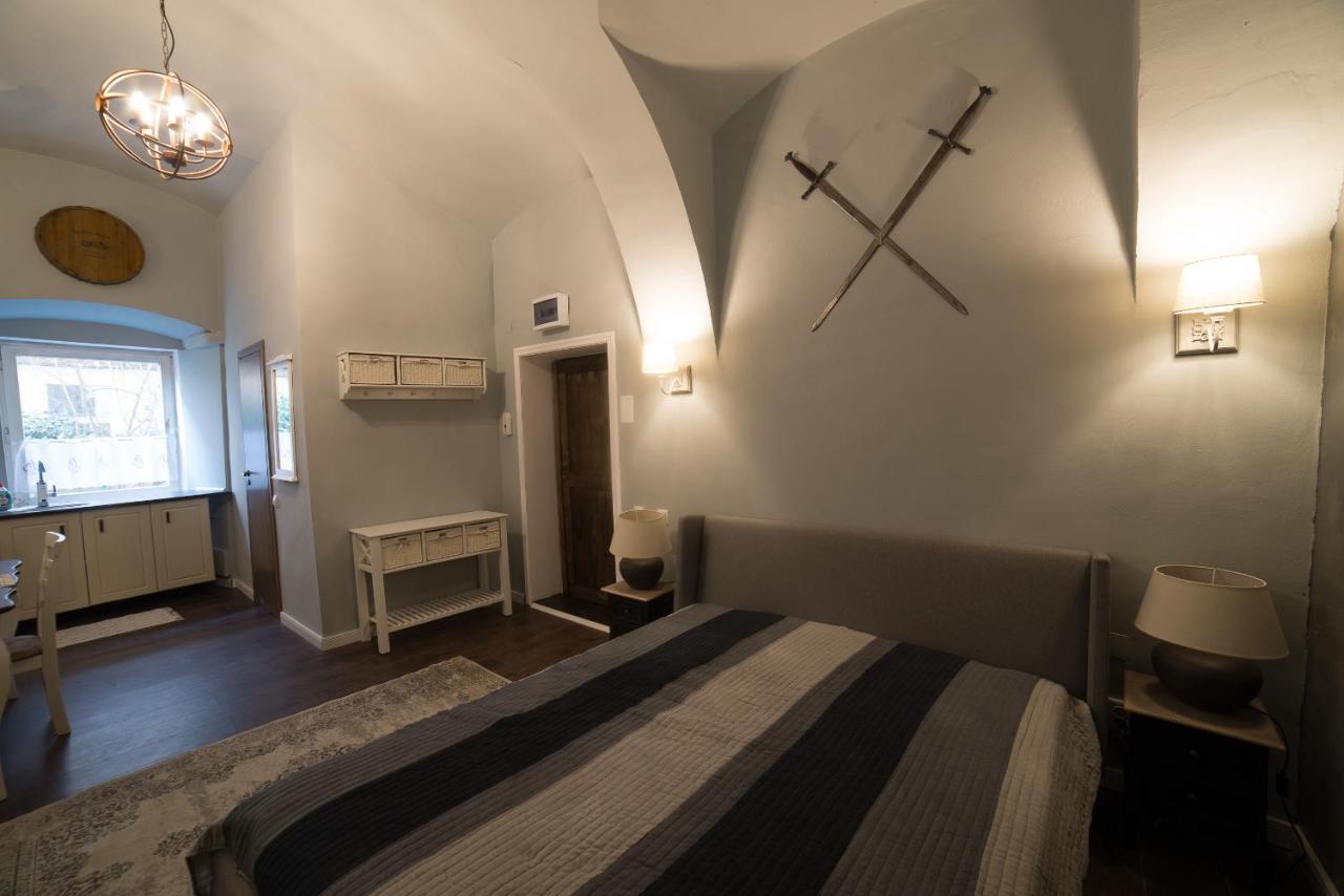 Ultra Central Medieval Apartment Kolozsvár Kültér fotó