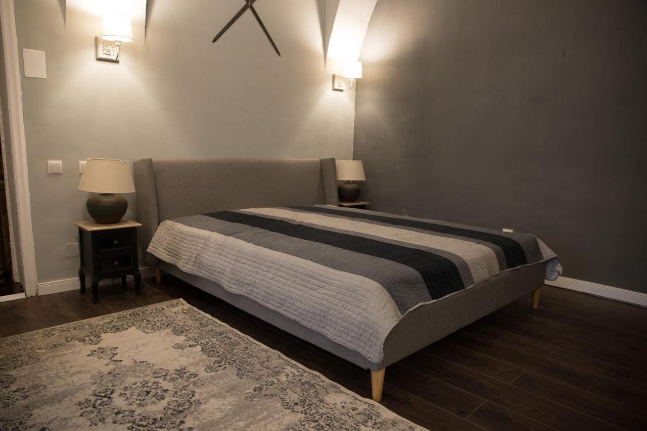 Ultra Central Medieval Apartment Kolozsvár Kültér fotó